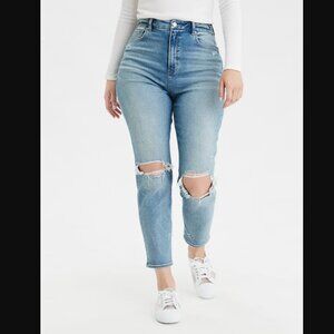 AE Curvy Mom Jean size 6